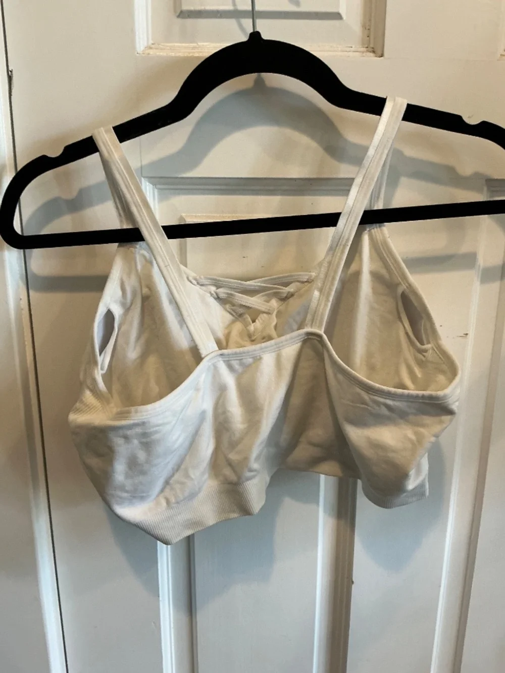 real brand bra with cross tie detailing in front. Plus size 3x!